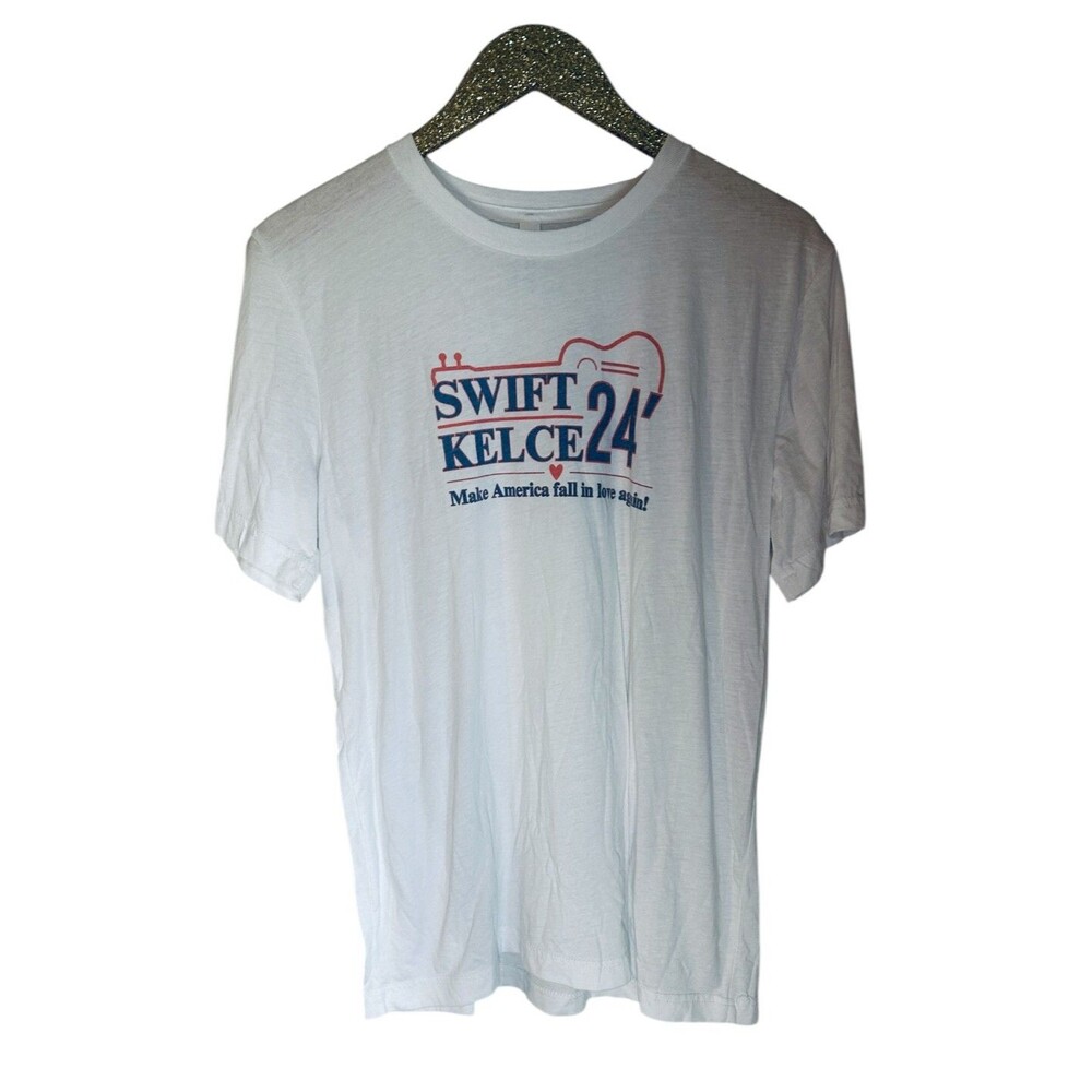 Taylor Swift Kelce Make America Fall In Love Again T-Shirt Size Large
